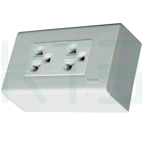 บล็อกลอย ขนาด 2x4 นิ้ว พร้อม ปลั๊กกราวด์คู่ (G-05)