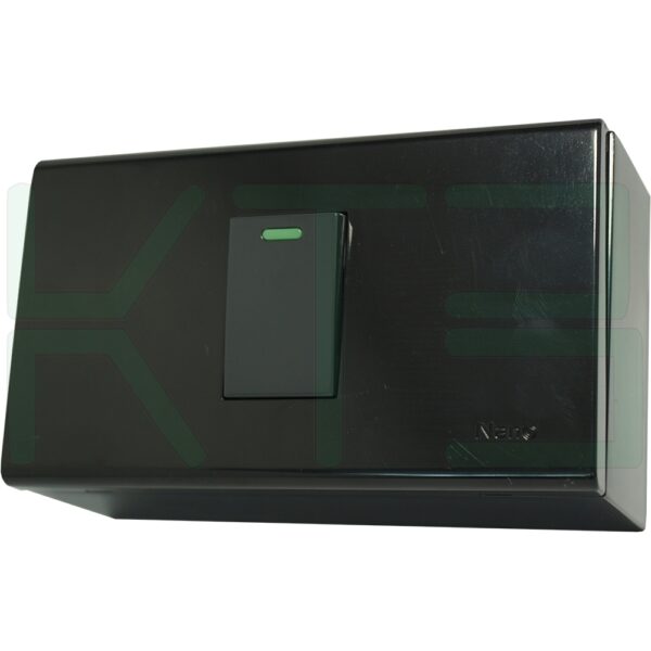 บล็อกลอย ขนาด 2x4 นิ้ว พร้อม สวิตซ์ 1 ตัว สีดำ (G-18)