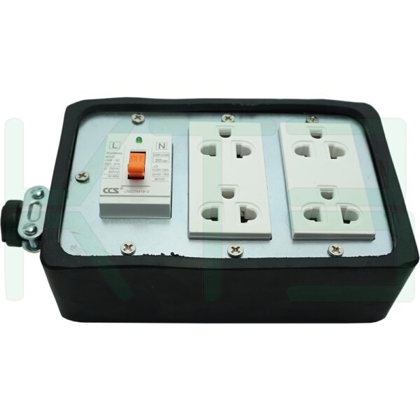 บล็อกยาง ขนาด 4x6 นิ้ว พร้อม เซฟตี้เบรกเกอร์ 1 ตัว ปลั๊กกราวด์คู่ 2 ตัว (G-27) (ปลั๊กคละรุ่น เสียบสายและขันน็อต)
