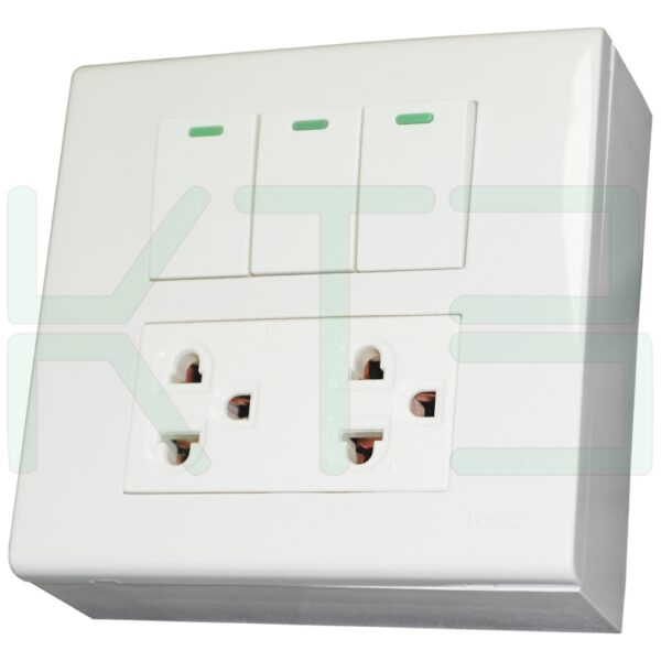 บล็อกลอย ประกอบ ขนาด 4x4 นิ้ว พร้อม สวิตซ์ 3 ตัว ปลั๊กกราวด์คู่ 1 ตัว (G-34)